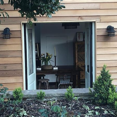 Stylish Cottage In The Pewsey Vale Marlborough Exterior foto